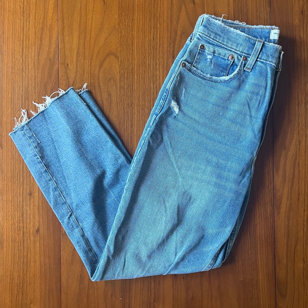 Abercrombie Curve Love Ankle Straight Ultra Highrise Size 28/6R